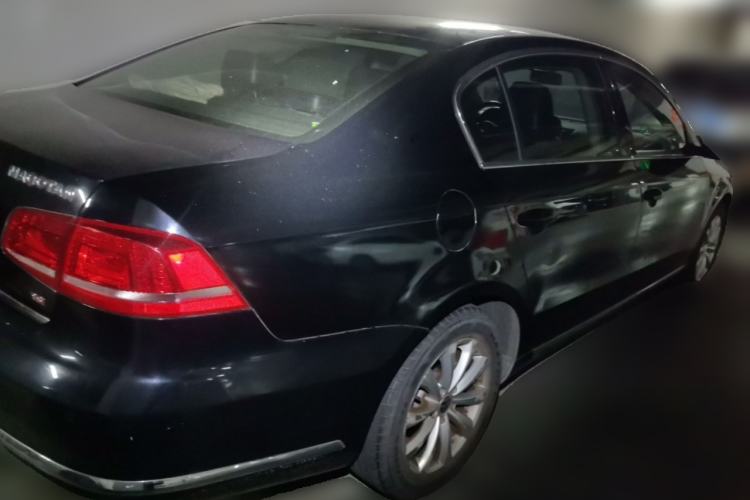 Used Volkswagen Magotan 2013 1.8TSI Premier Model Rear Right 45 Deg