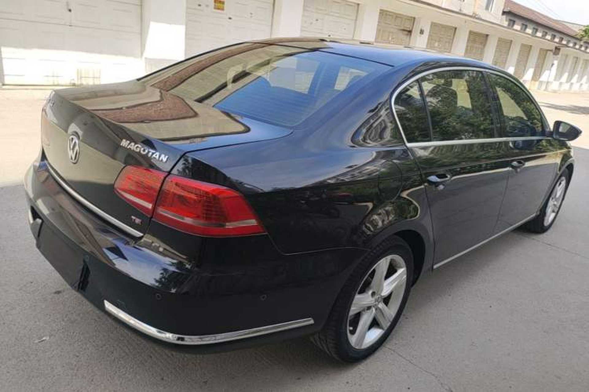 Used Volkswagen Magotan 2013 2.0 TSI Prestige Model Rear Right 45 Deg