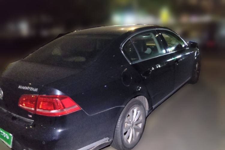 Used Volkswagen Magotan 2013 1.8TSI Luxury Model Rear Right 45 Deg
