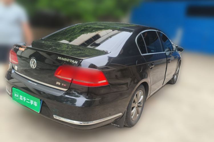 Used Volkswagen Magotan 2013 1.8TSI Premier Model Rear Right 45 Deg