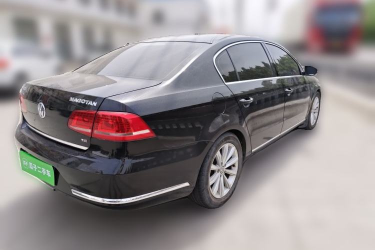 Used Volkswagen Magotan 2013 1.8TSI Premier Model Rear Right 45 Deg