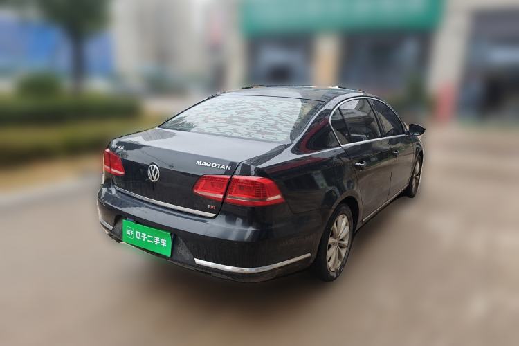 Used Volkswagen Magotan 2013 1.8TSI Premier Model Rear Right 45 Deg