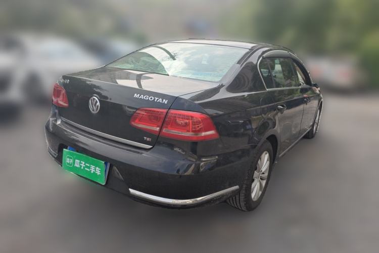 Used Volkswagen Magotan 2013 1.8TSI Premier Model Rear Right 45 Deg