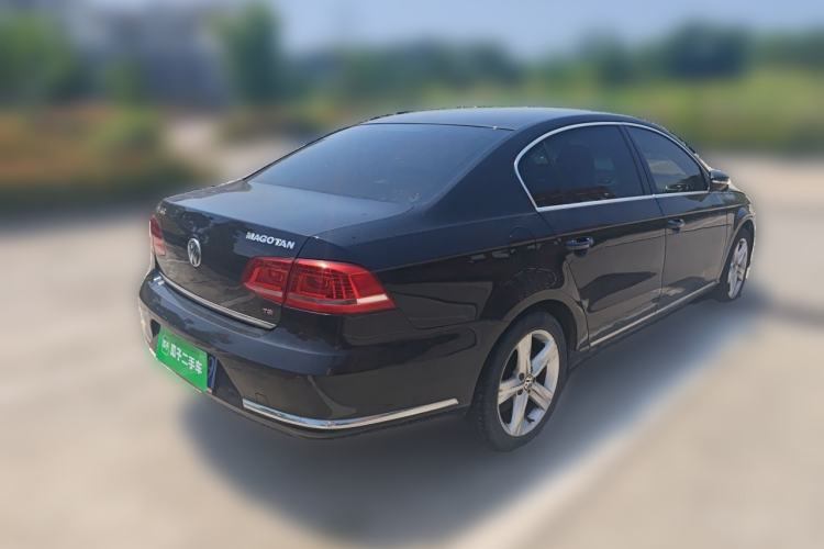 Used Volkswagen Magotan 2013 2.0 TSI Ultimate Model Rear Right 45 Deg