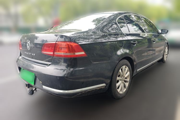 Used Volkswagen Magotan 2013 1.8TSI Premier Model Rear Right 45 Deg
