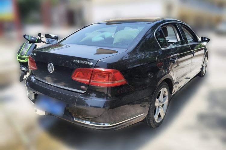 Used Volkswagen Magotan 2013 2.0 TSI Ultimate Model Rear Right 45 Deg