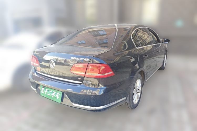 Used Volkswagen Magotan 2013 1.8TSI Luxury Model Rear Right 45 Deg