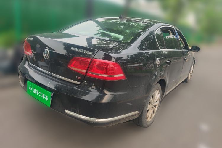 Used Volkswagen Magotan 2013 1.8TSI Luxury Model Rear Right 45 Deg