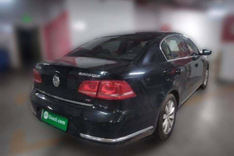 Used Volkswagen Magotan 2013 1.8TSI Luxury Model Rear Right 45 Deg