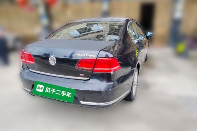 Used Volkswagen Magotan 2013 1.8TSI Premier Model Rear Right 45 Deg