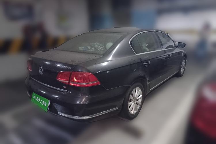 Used Volkswagen Magotan 2013 1.8TSI Luxury Model Rear Right 45 Deg