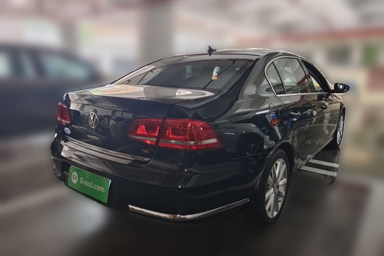 Used Volkswagen Magotan 2013 2.0 TSI Prestige Model Rear Right 45 Deg