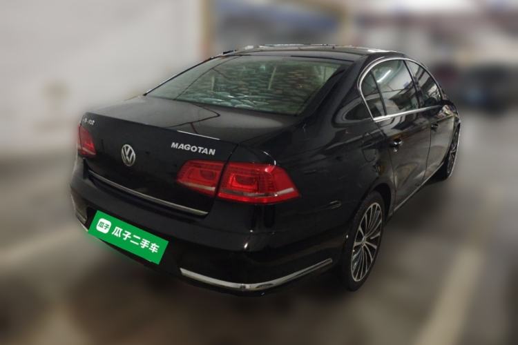 Used Volkswagen Magotan 2013 1.8TSI Premier Model Rear Right 45 Deg