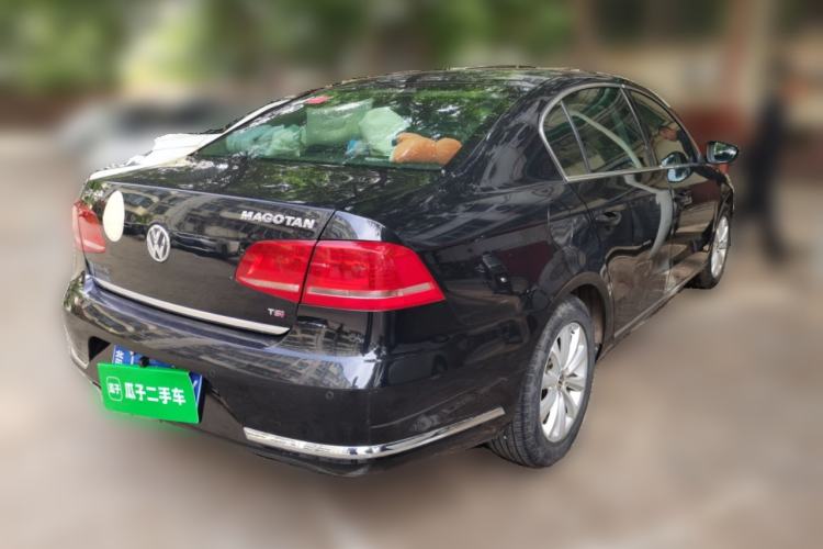 Used Volkswagen Magotan 2013 1.8TSI Luxury Model Rear Right 45 Deg