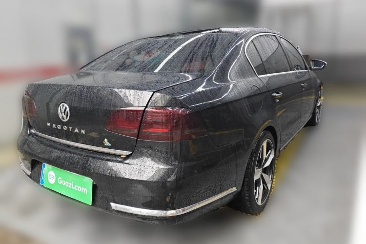 Used Volkswagen Magotan 2013 1.8TSI Luxury Model Rear Right 45 Deg