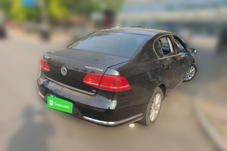 Used Volkswagen Magotan 2013 1.8TSI Luxury Model Rear Right 45 Deg