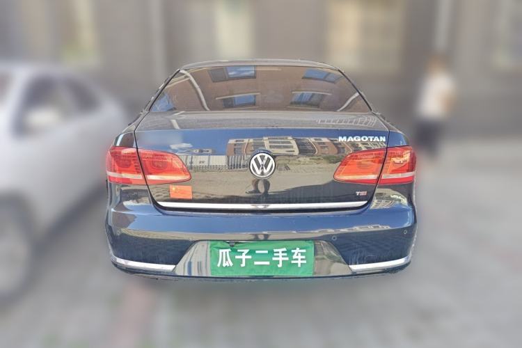 Used Volkswagen Magotan 2013 1.8TSI Luxury Model Rear