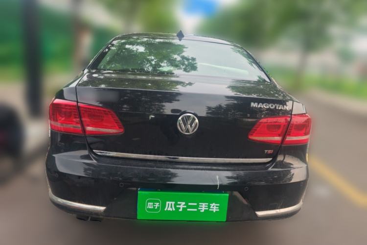 Used Volkswagen Magotan 2013 1.8TSI Luxury Model Rear