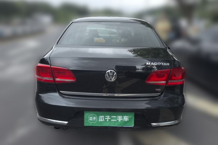 Used Volkswagen Magotan 2013 2.0 TSI Luxury Model Rear