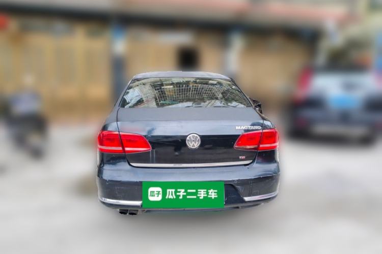 Used Volkswagen Magotan 2013 1.8TSI Premier Model Rear