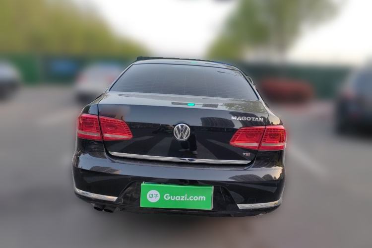 Used Volkswagen Magotan 2013 1.8TSI Luxury Model Rear