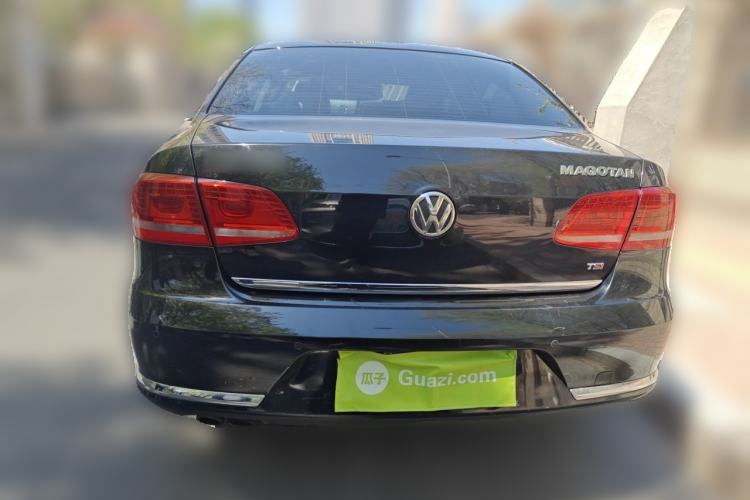 Used Volkswagen Magotan 2013 1.8TSI Luxury Model Rear