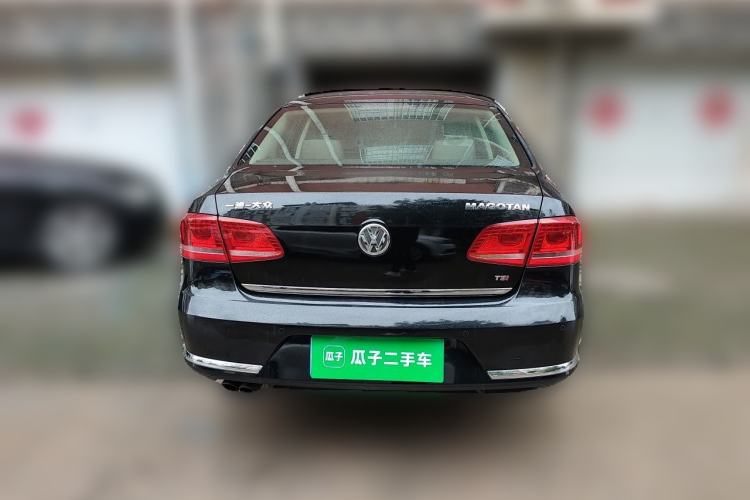 Used Volkswagen Magotan 2013 1.8TSI Prestige Model Rear