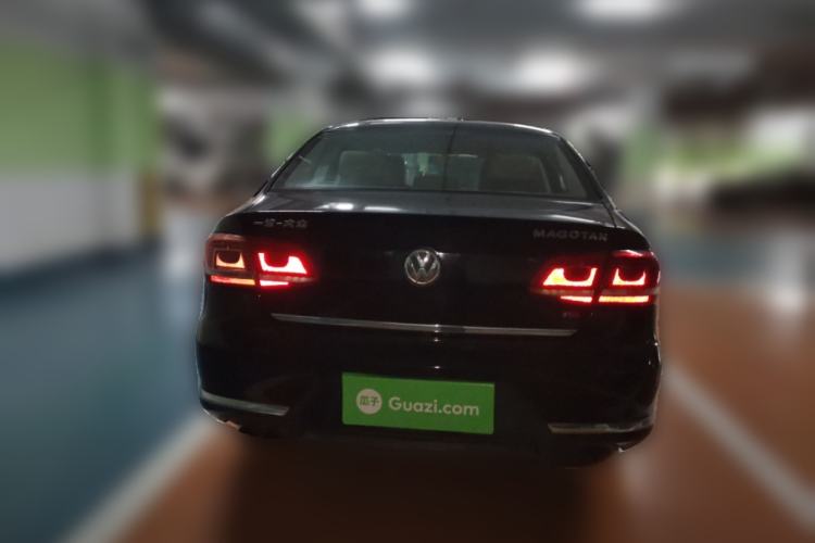Used Volkswagen Magotan 2013 1.8TSI Luxury Model Rear