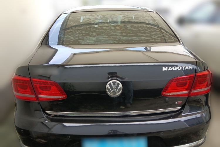 Used Volkswagen Magotan 2013 1.8TSI Luxury Model Rear