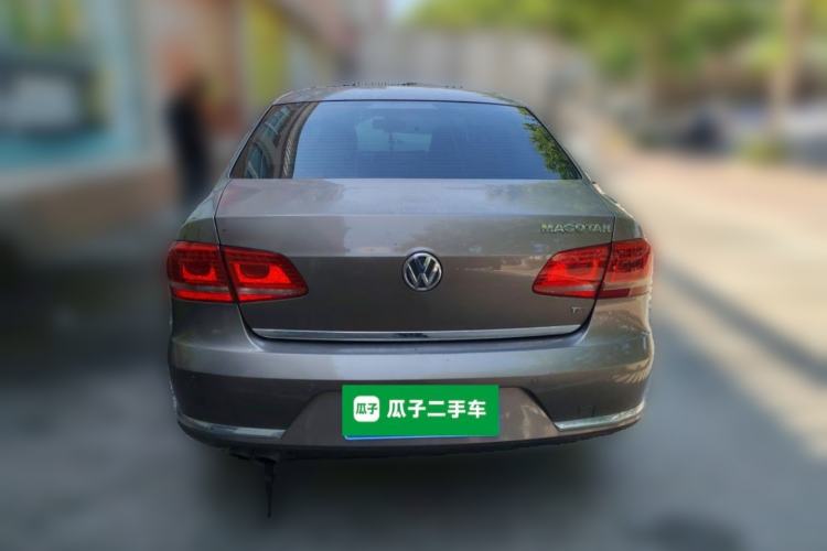 Used Volkswagen Magotan 2013 1.8TSI Prestige Model Rear
