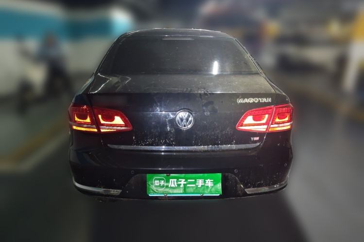 Used Volkswagen Magotan 2013 1.8TSI Luxury Model Rear