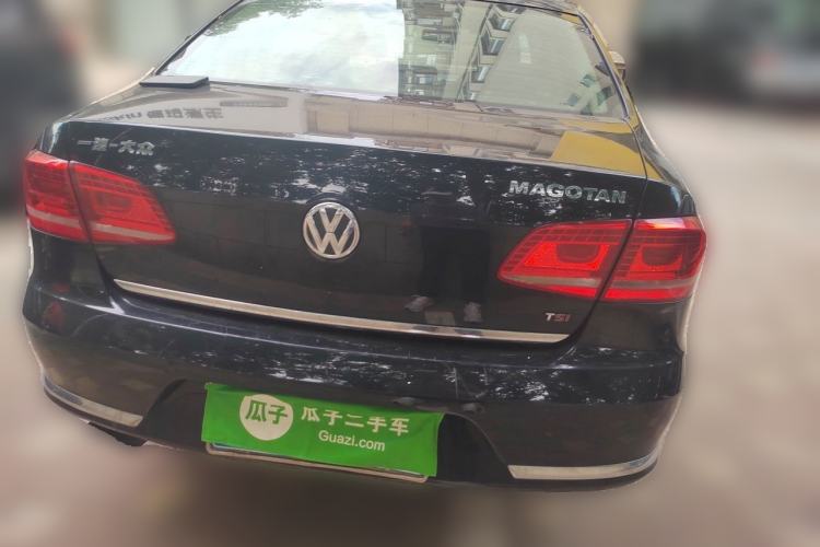 Used Volkswagen Magotan 2013 1.8TSI Luxury Model Rear