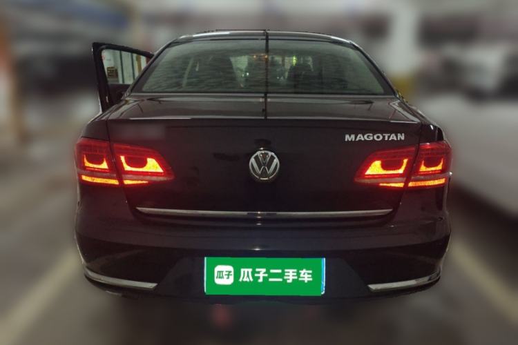 Used Volkswagen Magotan 2013 1.8TSI Premier Model Rear