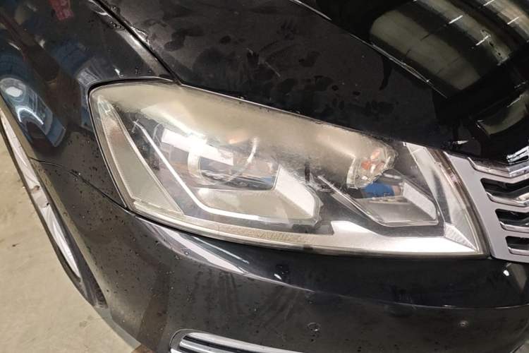 Used Volkswagen Magotan 2013 1.8TSI Premier Model Right Front Headlight