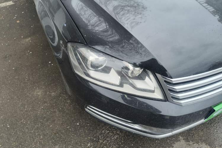 Used Volkswagen Magotan 2013 1.8TSI Luxury Model Right Front Headlight