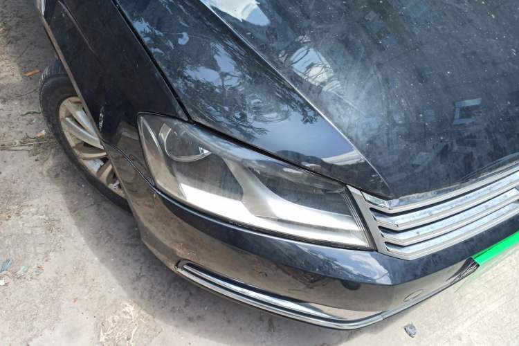 Used Volkswagen Magotan 2013 1.8TSI Premier Model Right Front Headlight