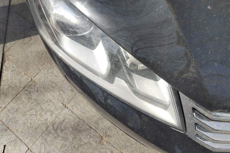 Used Volkswagen Magotan 2013 1.8TSI Prestige Model Right Front Headlight