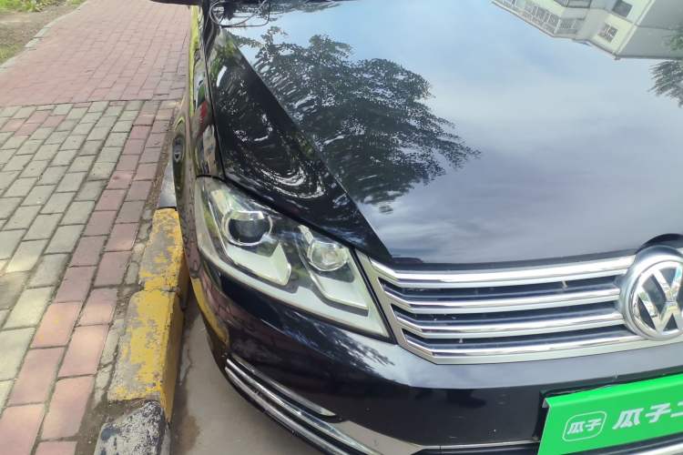 Used Volkswagen Magotan 2013 1.8TSI Luxury Model Right Front Headlight
