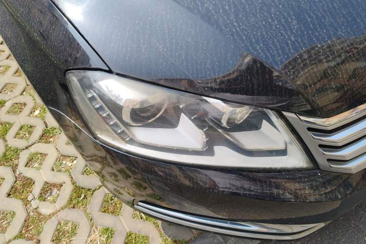 Used Volkswagen Magotan 2013 1.8TSI Premier Model Right Front Headlight