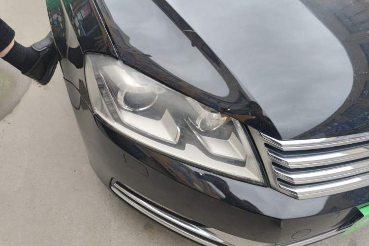 Used Volkswagen Magotan 2013 1.8TSI Luxury Model Right Front Headlight
