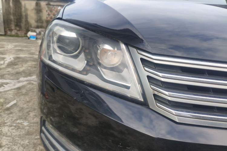 Used Volkswagen Magotan 2013 1.8TSI Luxury Model Right Front Headlight