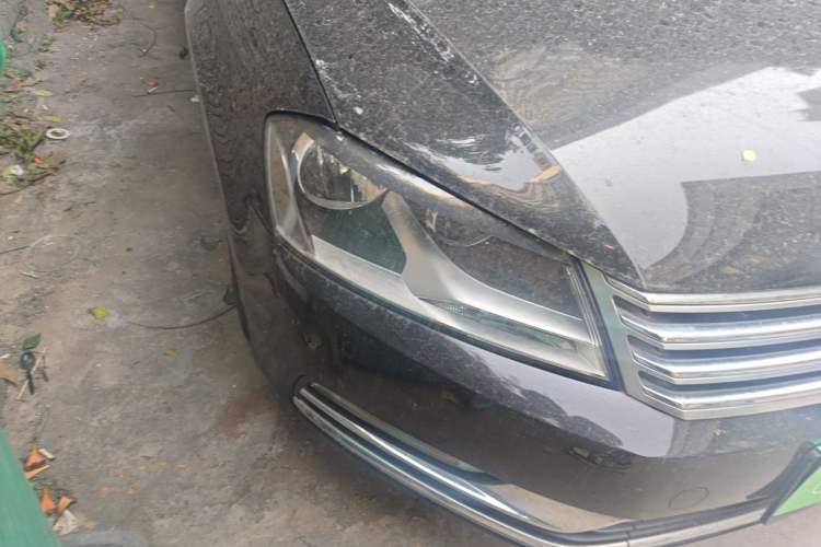 Used Volkswagen Magotan 2013 1.8TSI Premier Model Right Front Headlight