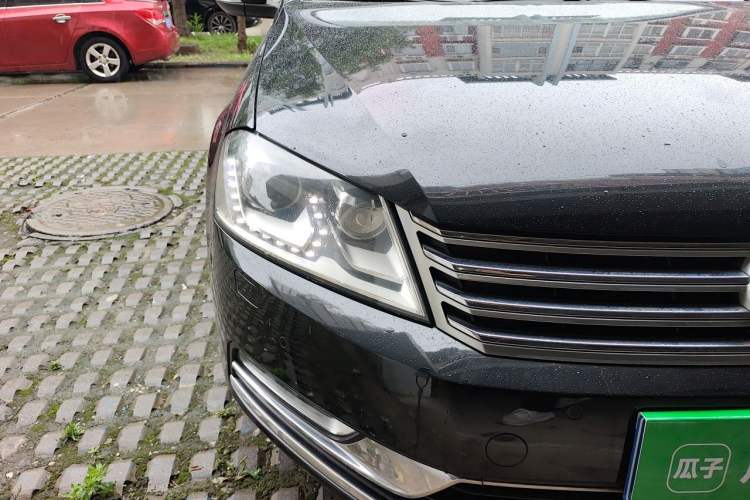 Used Volkswagen Magotan 2013 1.8TSI Prestige Model Right Front Headlight