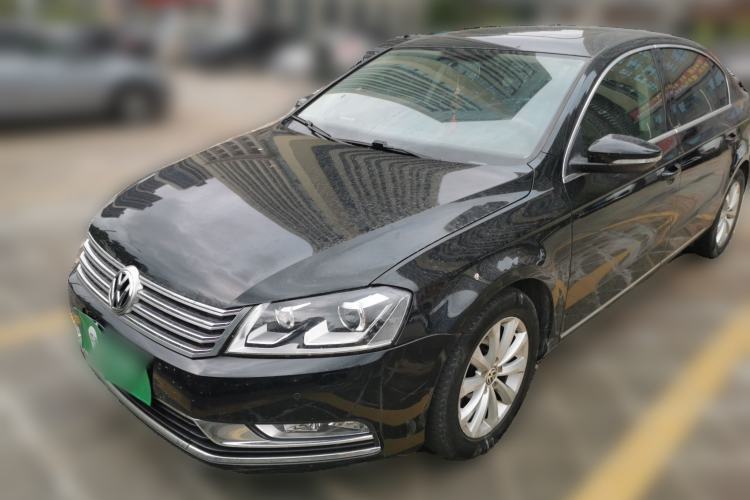 Used Volkswagen Magotan 2013 2.0 TSI Luxury Model Guazi used car, China used car export, Used car for sale, Used cars, Cheapest cars for sale