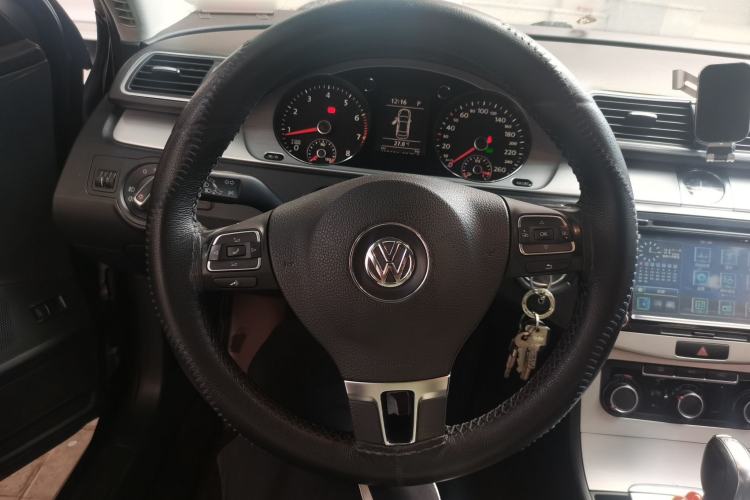 Used Volkswagen Magotan 2013 1.8TSI Premier Model Steering Wheel