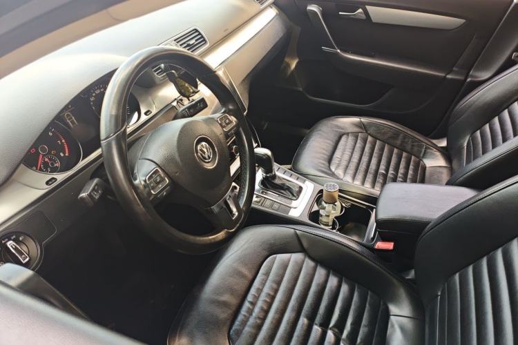 Used Volkswagen Magotan 2013 1.8TSI Premier Model Steering Wheel