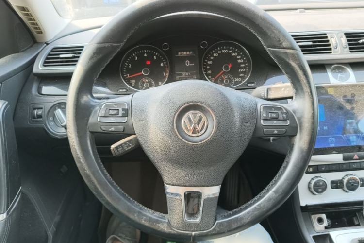 Used Volkswagen Magotan 2013 1.8TSI Luxury Model Steering Wheel