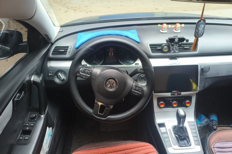Used Volkswagen Magotan 2013 1.8TSI Premier Model Steering Wheel