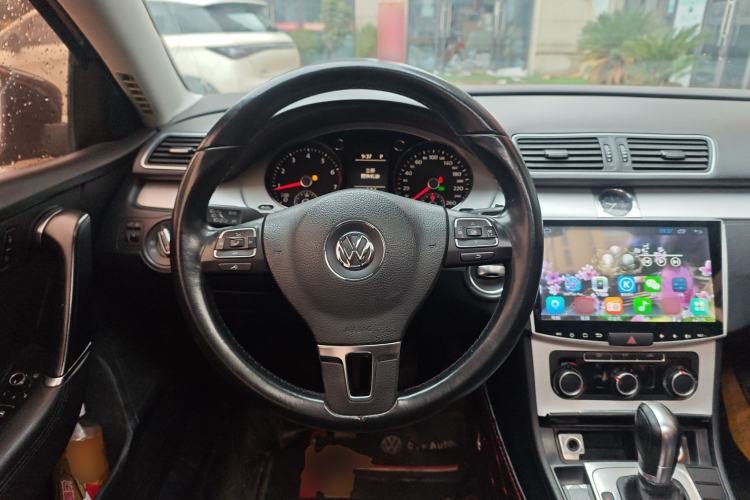 Used Volkswagen Magotan 2013 1.8TSI Premier Model Steering Wheel