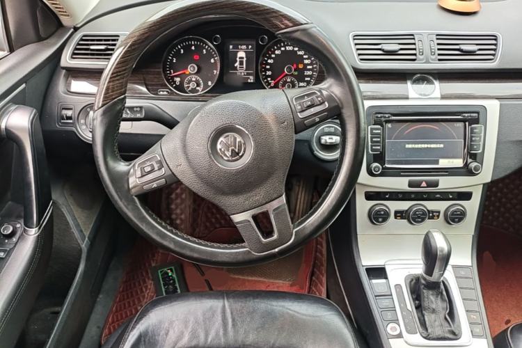 Used Volkswagen Magotan 2013 2.0 TSI Prestige Model Steering Wheel